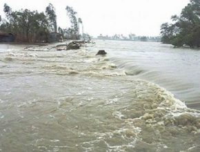 বৃহস্পতিবারও ভোলায় বিপৎসীমার ওপরে জোয়ার