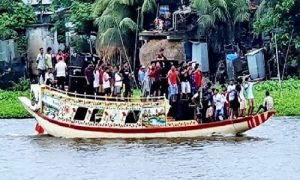 চলন্ত লঞ্চের ছাদে নাচানাচি, ১৫ জন বিদ্যুৎস্পৃষ্ট